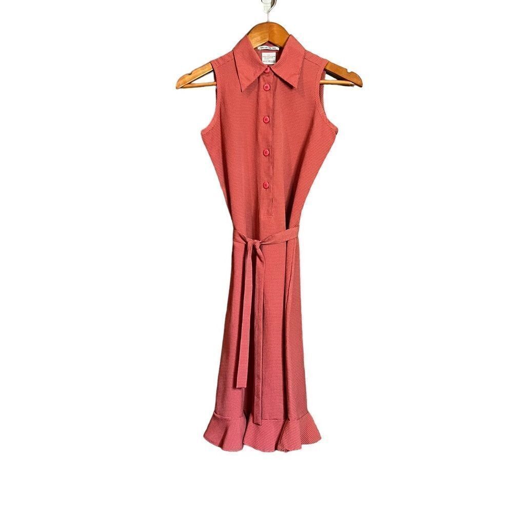 Ca‎ va de soi sleeveless belted dress. Size 6